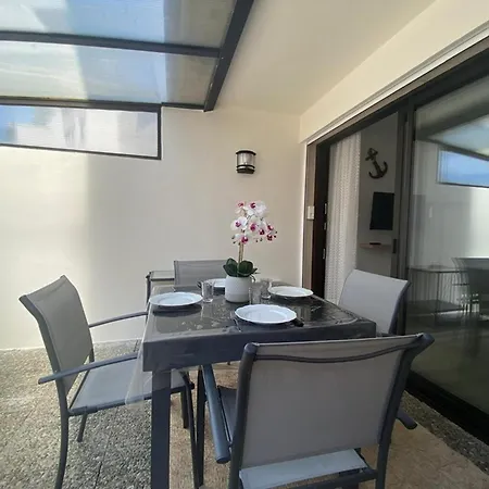 T2 Avec Veranda, Sur Le Port De Capbreton, Proche Commodites, Pouvant Accueillir 4 Pers. - Fr-1-413-177 Apartment *